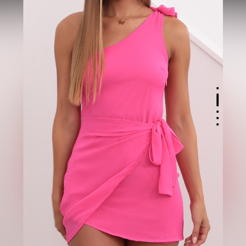 Shoulder Tie Dress in Hot Pink